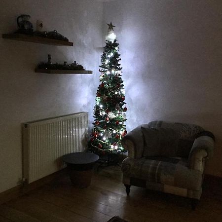 Tyddyn Perthi Farm Villa Ланберис Екстериор снимка